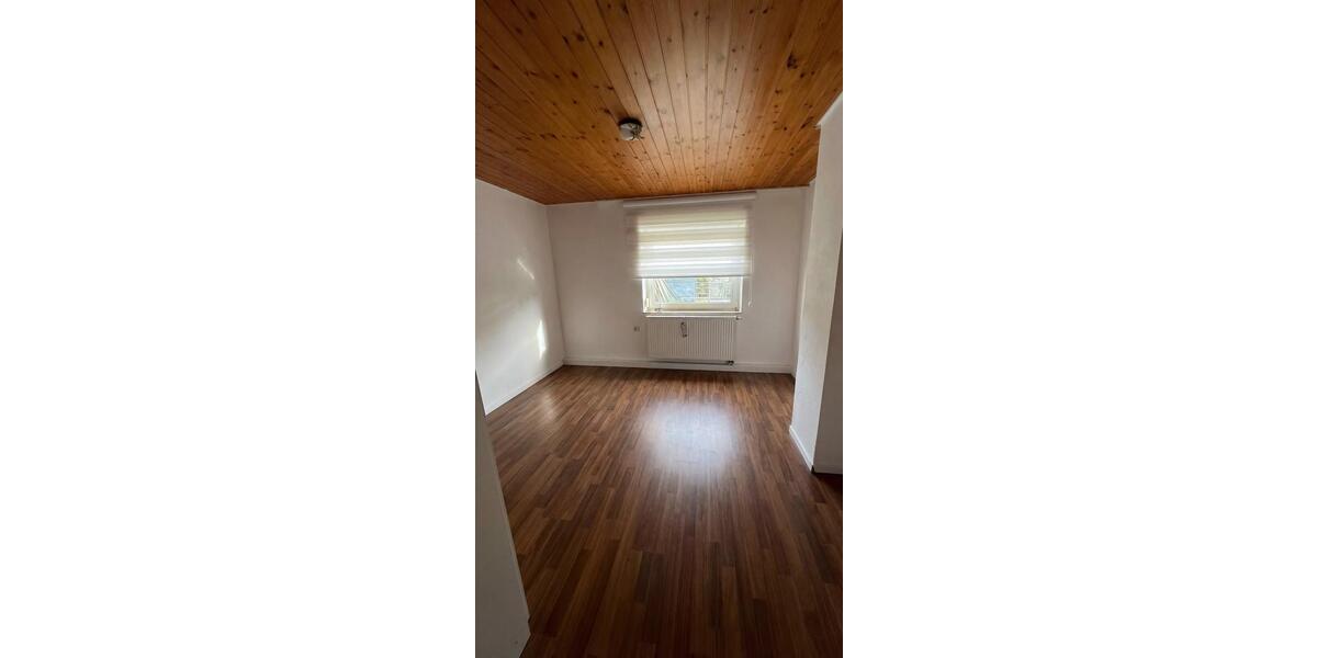 Etagenwohnung Güglingen - 4 Zimmer, 102 m&sup2;, 299.999&euro; | Angebot:26195957