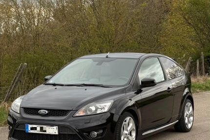 Ford Focus 204.000 km 7.990 &euro; Öhringen 74613