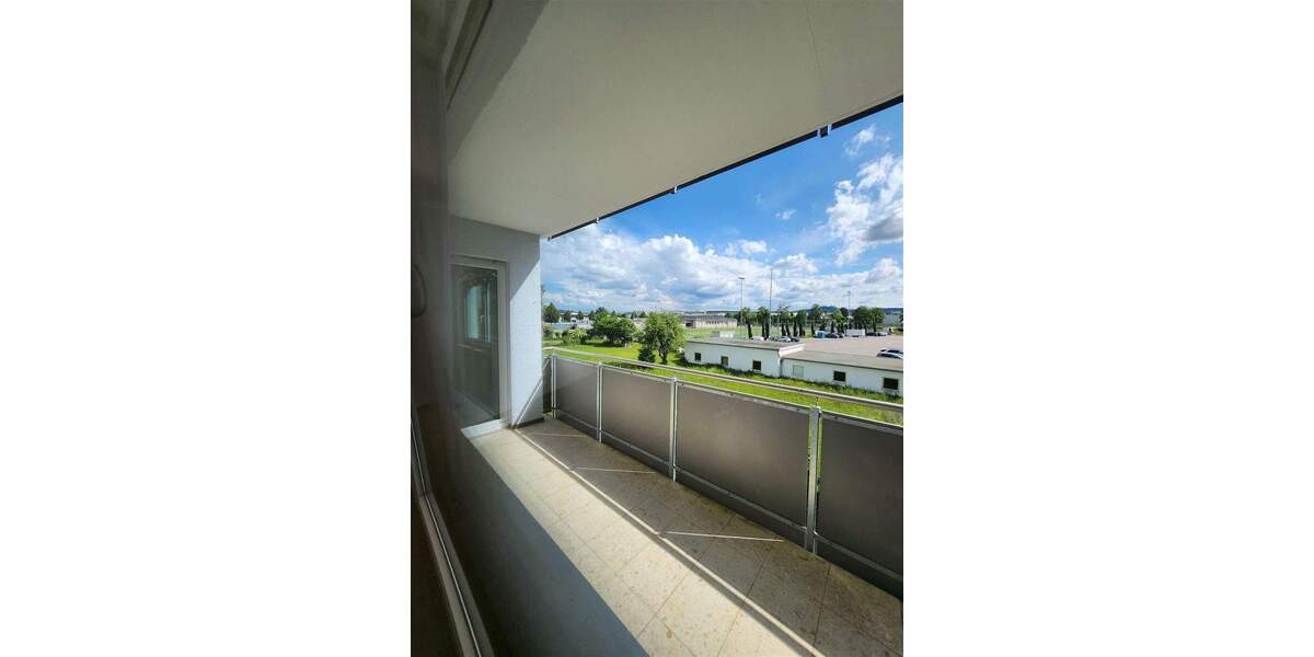 3,5 Zimmer Wohnung mit Balkon nähe Snh.-Zentrum 3 zimmer