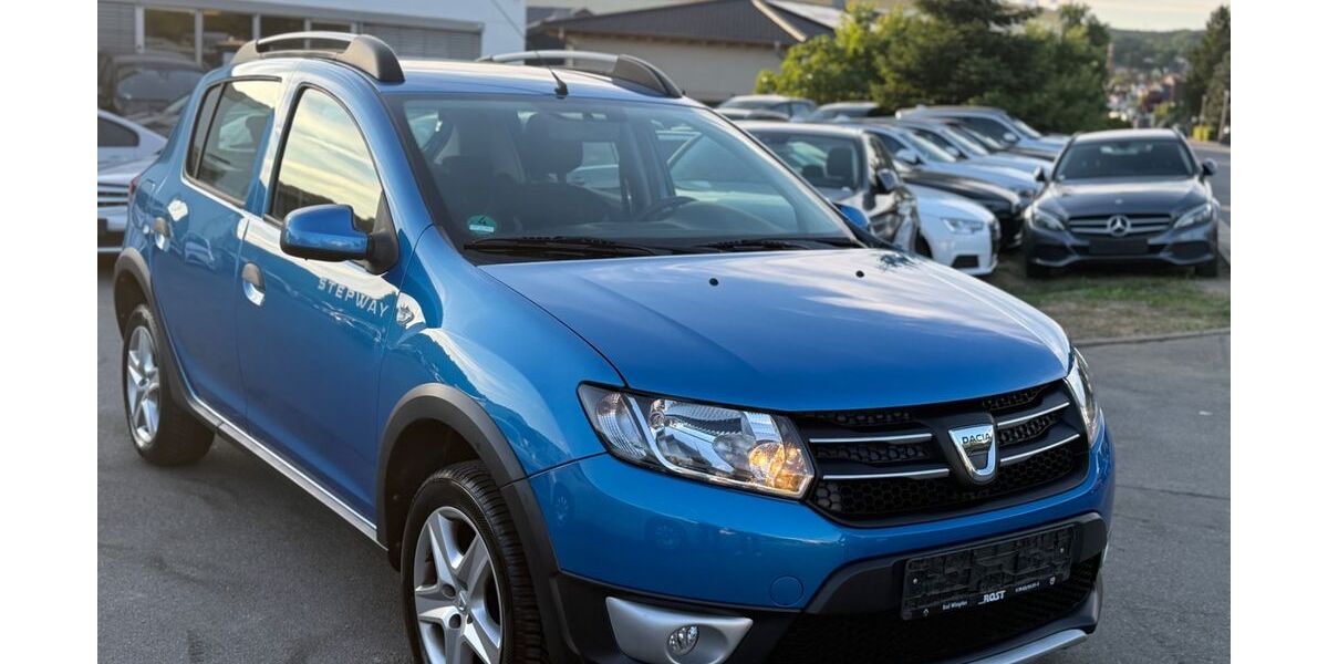 Dacia Sandero 85.000 km 6.499 &euro; Gundelsheim 74831