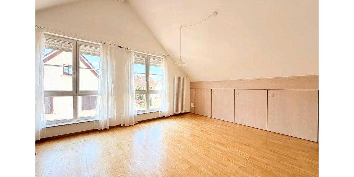 Etagenwohnung Kirchheim am Neckar - 4 Zimmer, 76 m&sup2;, 990&euro; | Angebot:26341195
