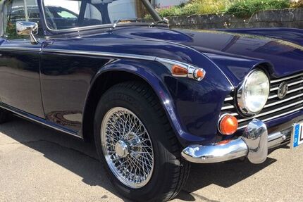 Triumph TR5