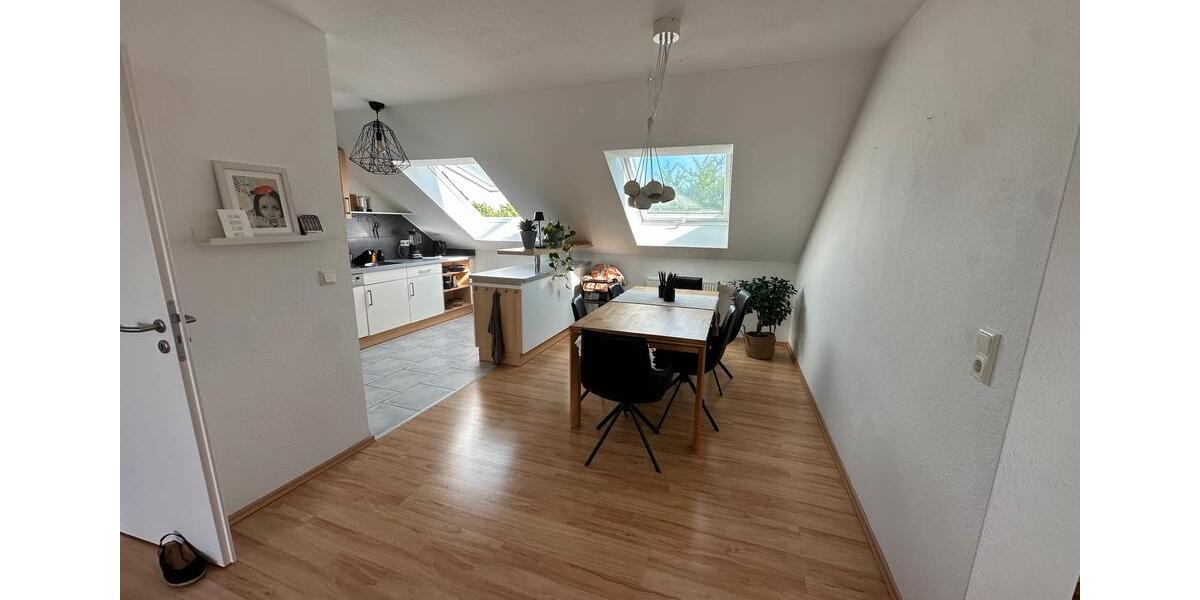 Dachgeschoßwohnung Gemmrigheim - 3.5 Zimmer, 90 m&sup2;, 950&euro; | Angebot:26646772