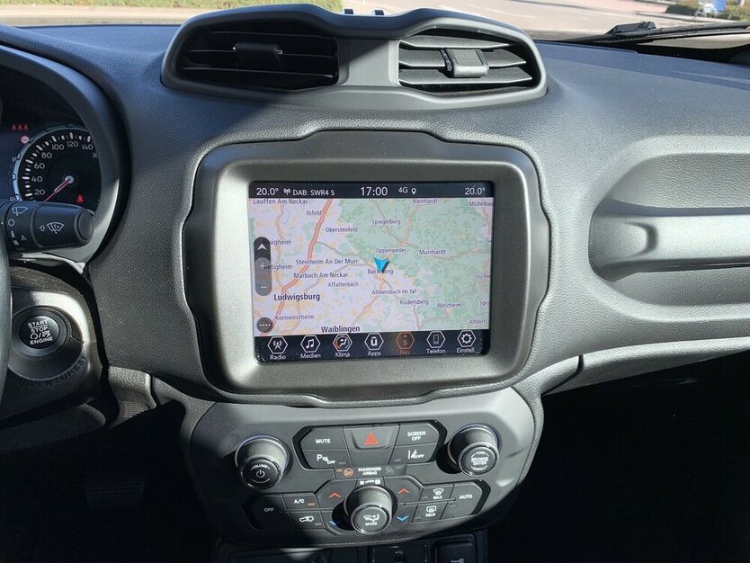 Jeep Renegade 1.3 Limited Automatik NAVI 42.100 km 18.900 € Backnang, 71522