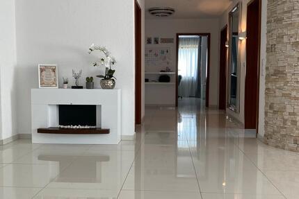 Helle 3,5 Zimmerwohnung 3 zimmer