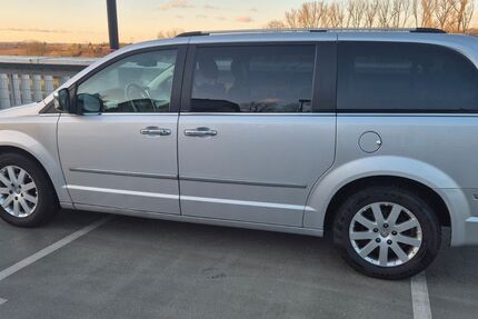 Chrysler Grand Voyager 192.250 km 9.750 &euro; Neuenstadt 74196