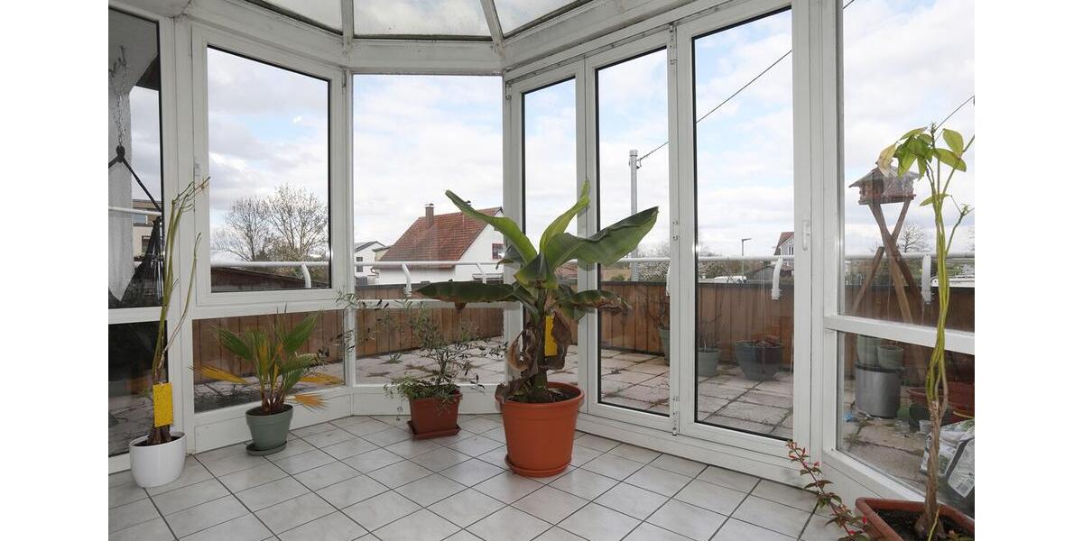 Etagenwohnung Bönnigheim - 2 Zimmer, 82 m&sup2;, 800&euro; | Angebot:26004772