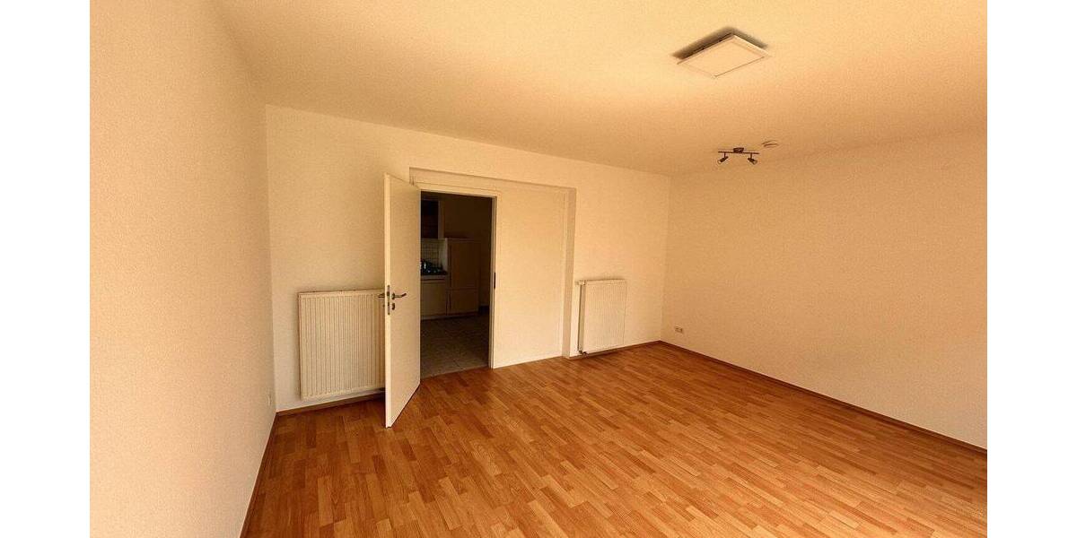 Etagenwohnung Sinsheim-Hilsbach Hilsbach - 3 Zimmer, 79 m&sup2;, 890&euro; | Angebot:26877216
