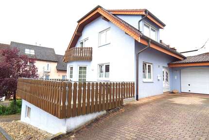 Haus Sinsheim / Hoffenheim Hoffenheim - 7 Zimmer, 173 m&sup2;, 435.000&euro; | Angebot:25266489
