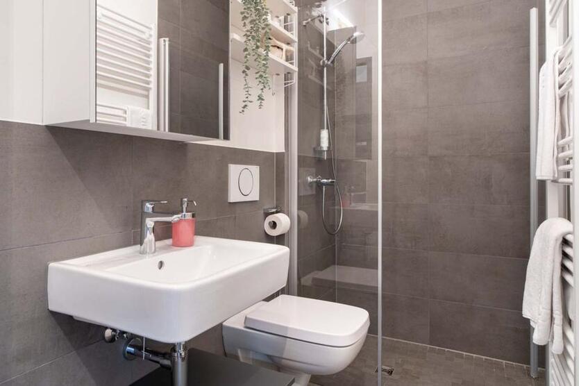 Erstbezug Kernsanierte 2-Zimmer-Wohnung mit Balkon & EBK in Heilb