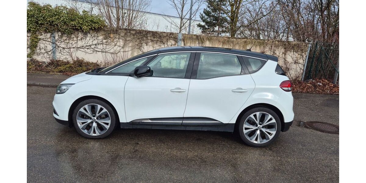 Renault Scenic 89.000 km 9.900 &euro; möglingen 71696