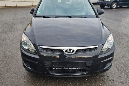 Hyundai i30 207.000 km 2.250 &euro; Kürnbach 75057