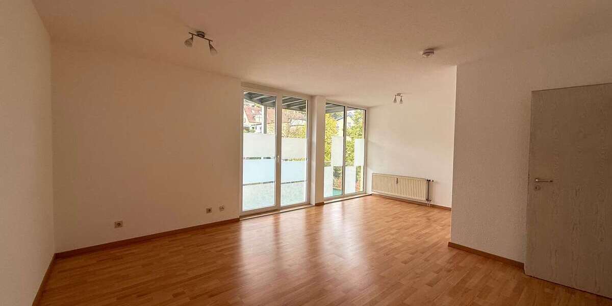 Etagenwohnung Mosbach - 2 Zimmer, 54 m&sup2;, 500&euro; | Angebot:26777775