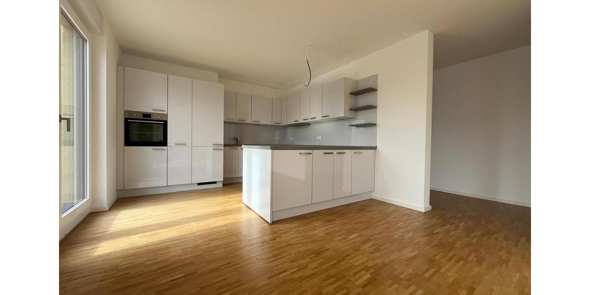 Dachgeschoßwohnung Bad Friedrichshall - 4 Zimmer, 136 m&sup2;, 1.915&euro; | Angebot:26068591