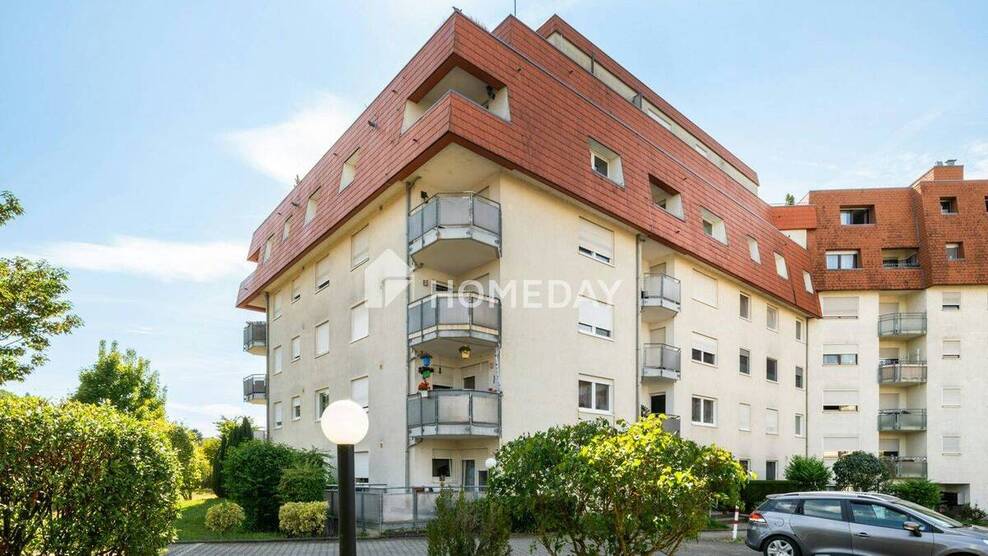 Gut geschnittene Zweizimmerwohnung mit Loggia, Stellplatz und grüner Aussicht 2 zimmer