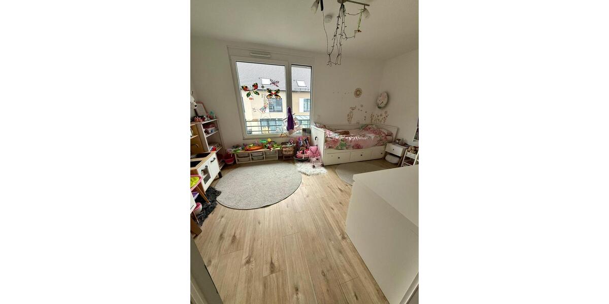 Reihenhaus Sinsheim - 5 Zimmer, 145 m&sup2;, 1.800&euro; | Angebot:23808594