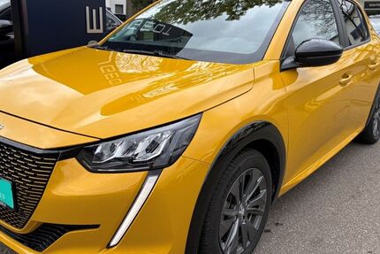 Peugeot 208 40.870 km 15.990 &euro; Heilbronn 74074