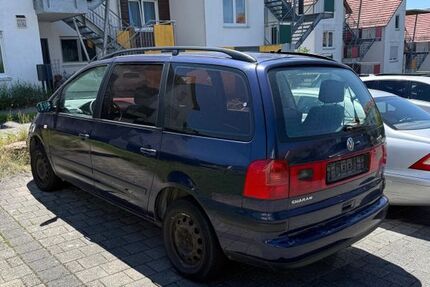 VW Sharan 489.123 km 1.400 &euro; Backnang 71522