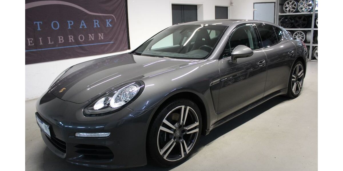 Porsche Panamera 76.500 km 45.299 € Heilbronn 74080