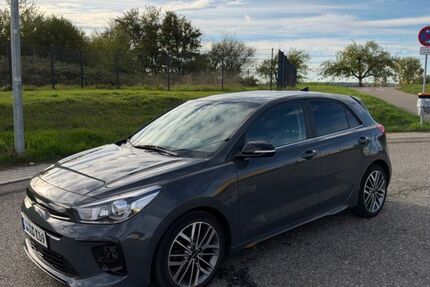 Kia Rio 63.000 km 17.190 &euro; Backnang 71522