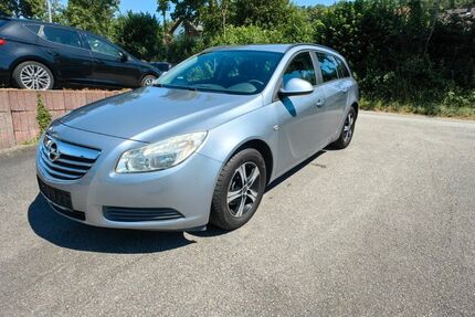 Opel Insignia 136.200 km 2.990 &euro; Elztal-Dallau 74834