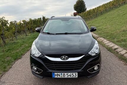 Hyundai ix35 142.000 km 7.900 &euro; Heilbronn 74076