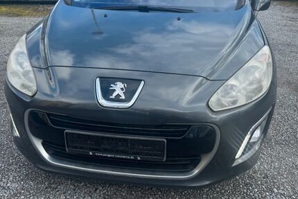 Peugeot 308 235.685 km 1.947 &euro; Untergruppenbach 74199