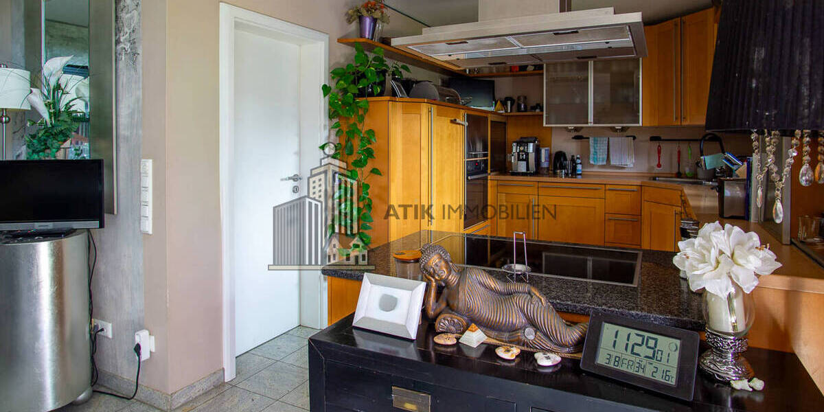 ATIK: Freistehendes Einfamilienhaus mit Schwimmteich und Gartenidylle - Ruhige Feldrandlage - Einfamilienhaus Waibstadt | Angebot:26267357