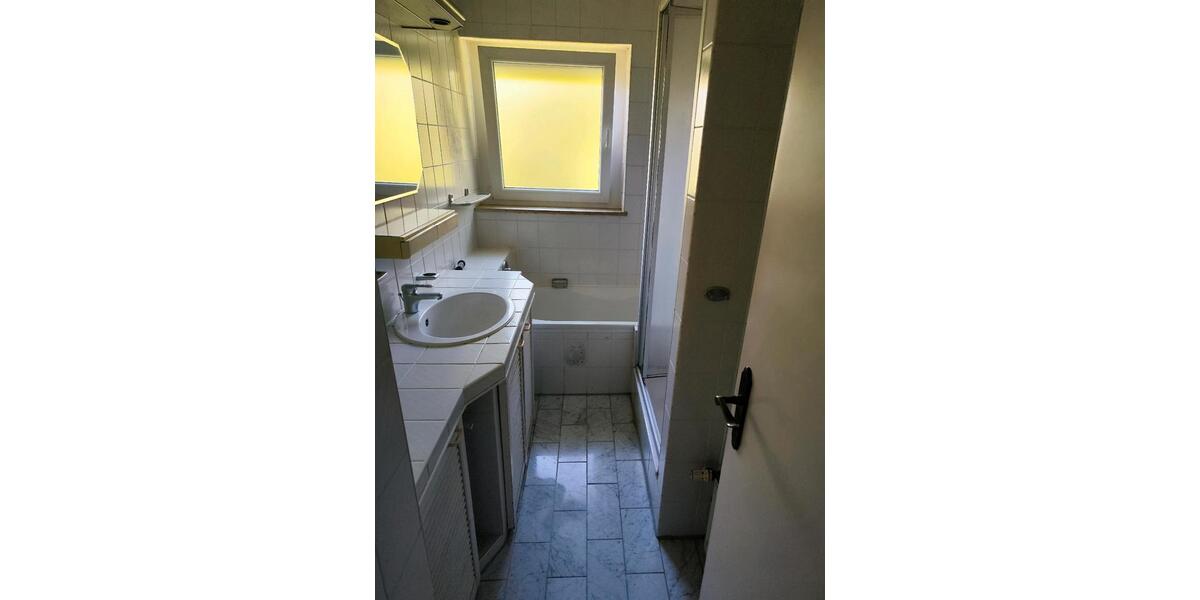 Etagenwohnung Backnang - 3 Zimmer, 78 m&sup2;, 1.100&euro; | Angebot:26690175
