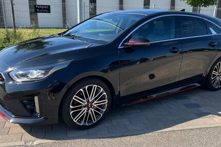 Kia pro ceed / ProCeed 93.799 km 20.950 &euro; Heilbronn 74076