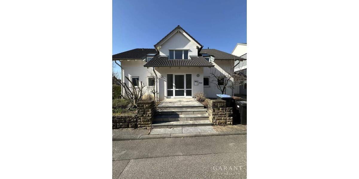 Einfamilienhaus Heilbronn Kernstadt - 6 Zimmer, 245 m&sup2;, 3.200&euro; | Angebot:25682750