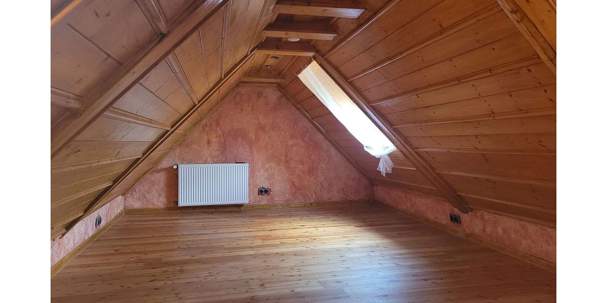 schöne ruhig gelegene 2,5 Zi. DG Maisonette Whg. - Maisonettenwohnung Talheim | Angebot:26764956