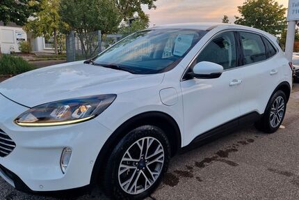 Ford Kuga 56.000 km 20.900 € Ludwigsburg 71634