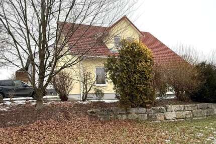 Haus Neuenstein - 5 Zimmer, 133 m&sup2;, 1.400&euro; | Angebot:24474612