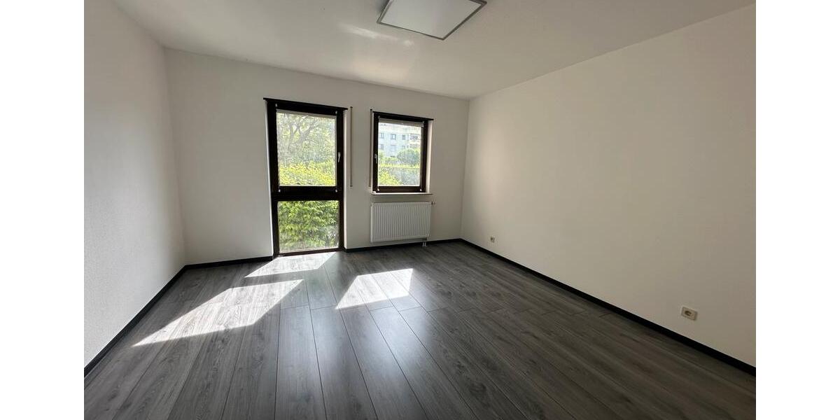 Erdgeschoßwohnung Tamm - 2.5 Zimmer, 67 m&sup2;, 240.000&euro; | Angebot:26465743