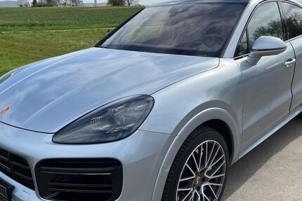 Porsche Cayenne 16.000 km 140.000 € Sinsheim 74889