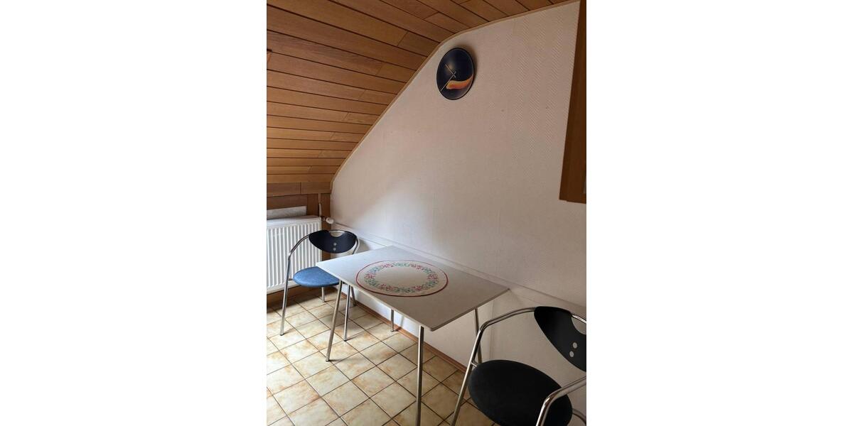 Dachgeschoßwohnung Bad Rappenau - 2.5 Zimmer, 69 m&sup2;, 850&euro; | Angebot:24533499