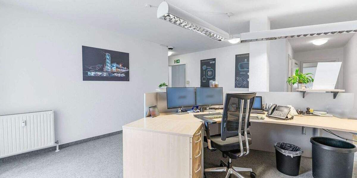 Zentral gelegene Gewerbefläche mit variabler Aufteilung und Top-Ausstattung inklu. 4 Stellplätzen 6 zimmer