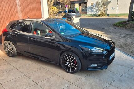 Ford Focus 193.850 km 9.999 &euro; Heilbronn 74078