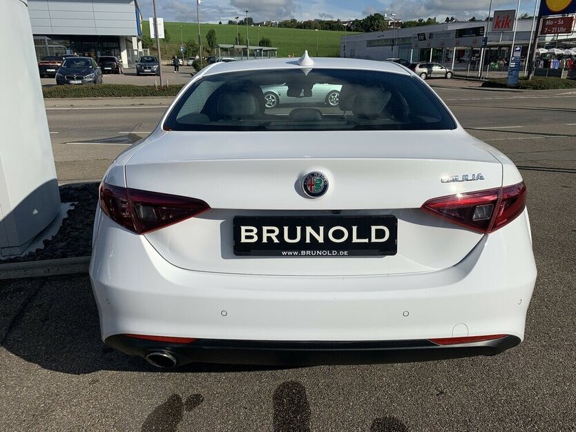 Giulia Super