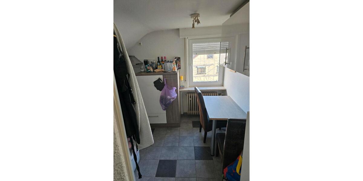 Dachgeschoßwohnung Ludwigsburg Hoheneck - 2 Zimmer, 33 m&sup2;, 135.000&euro; | Angebot:25047729