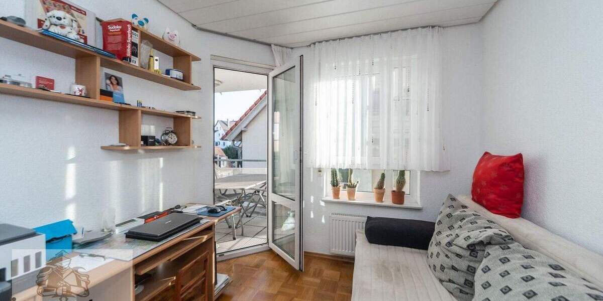 Zentrale Lage trifft coole und stilvolle 3-Zim.-Whg. mit Sonnenbalkon und TG-Stellpl. in HNBiberach 3 zimmer