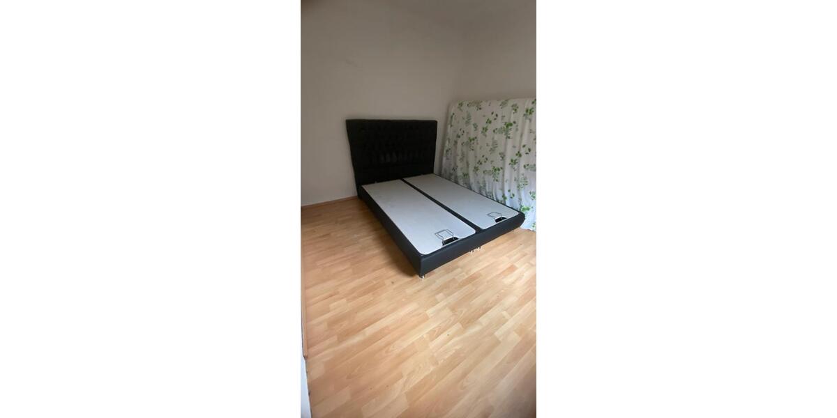 Doppelhaushälfte Lauffen am Neckar - 4 Zimmer, 80 m&sup2;, 210.000&euro; | Angebot:26253898