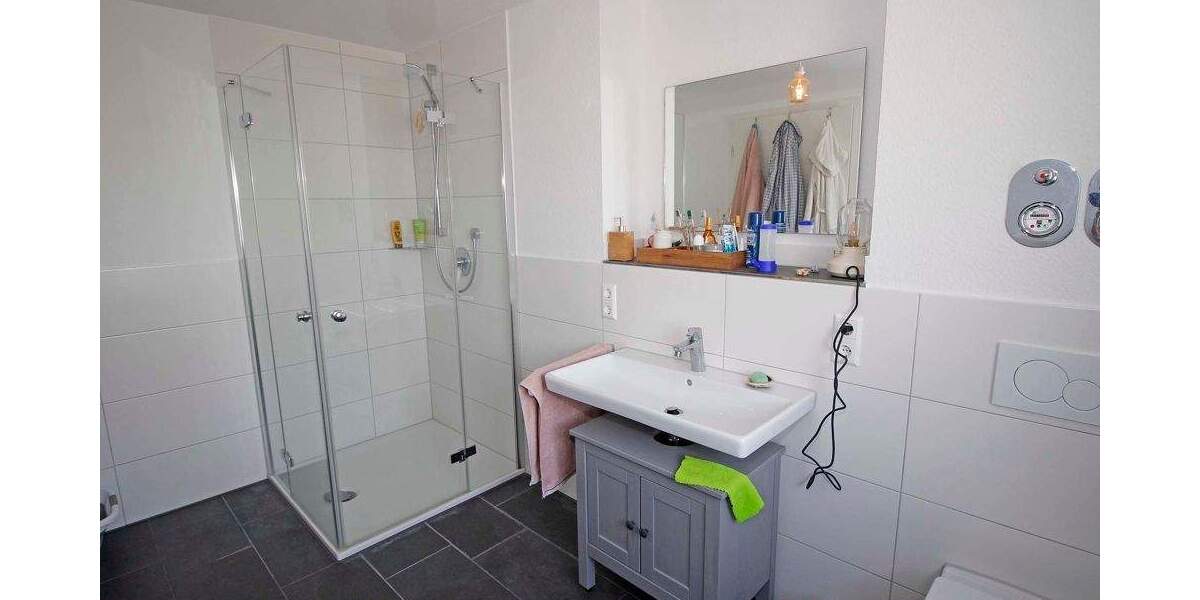 Ruhige Lage | Komfort pur | mit EBK & TG-Stellplatz 2 zimmer