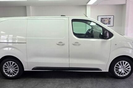Opel Vivaro 150.000 km 11.400 &euro; Asperg/Ludwigsburg bei Stuttgart 71679