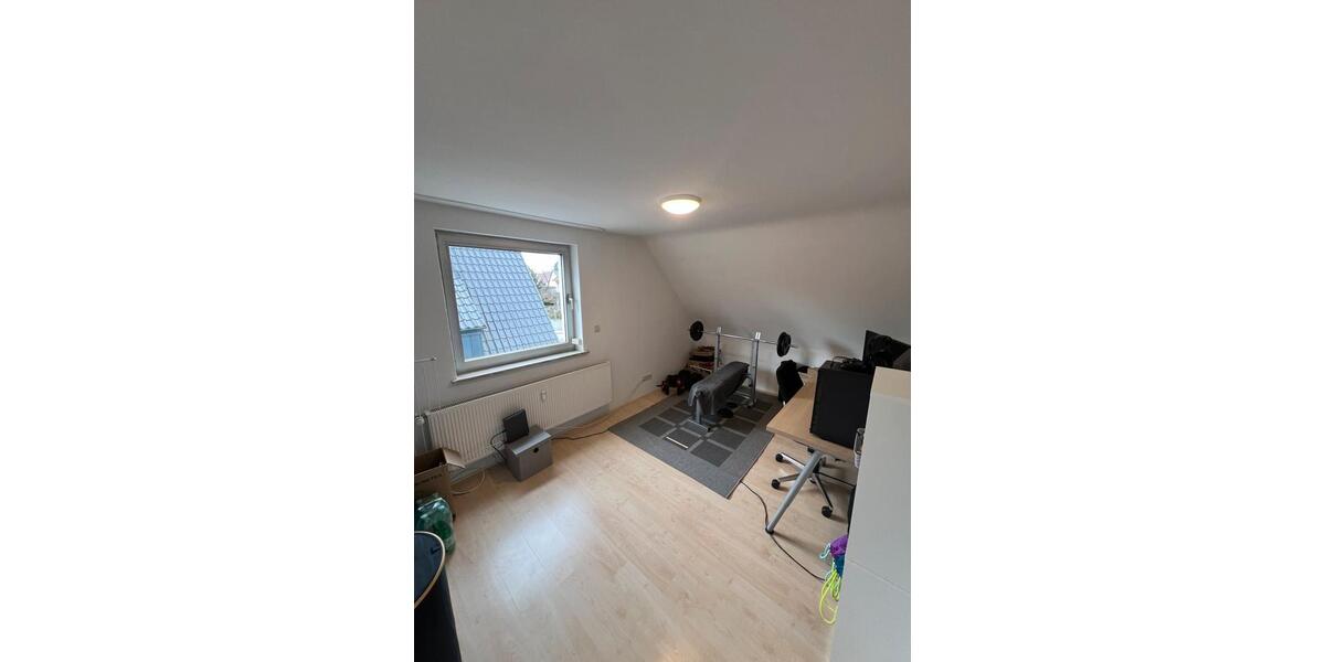 Etagenwohnung Ludwigsburg Oßweil - 3 Zimmer, 70 m&sup2;, 820&euro; | Angebot:25592536