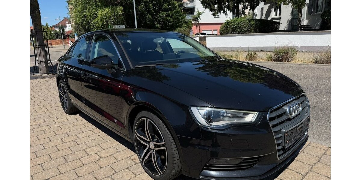 Audi A3 Limousine 2.0 TDI Navi Tempomat 162.000 km 10.990 &euro; Neckarsulm 74172