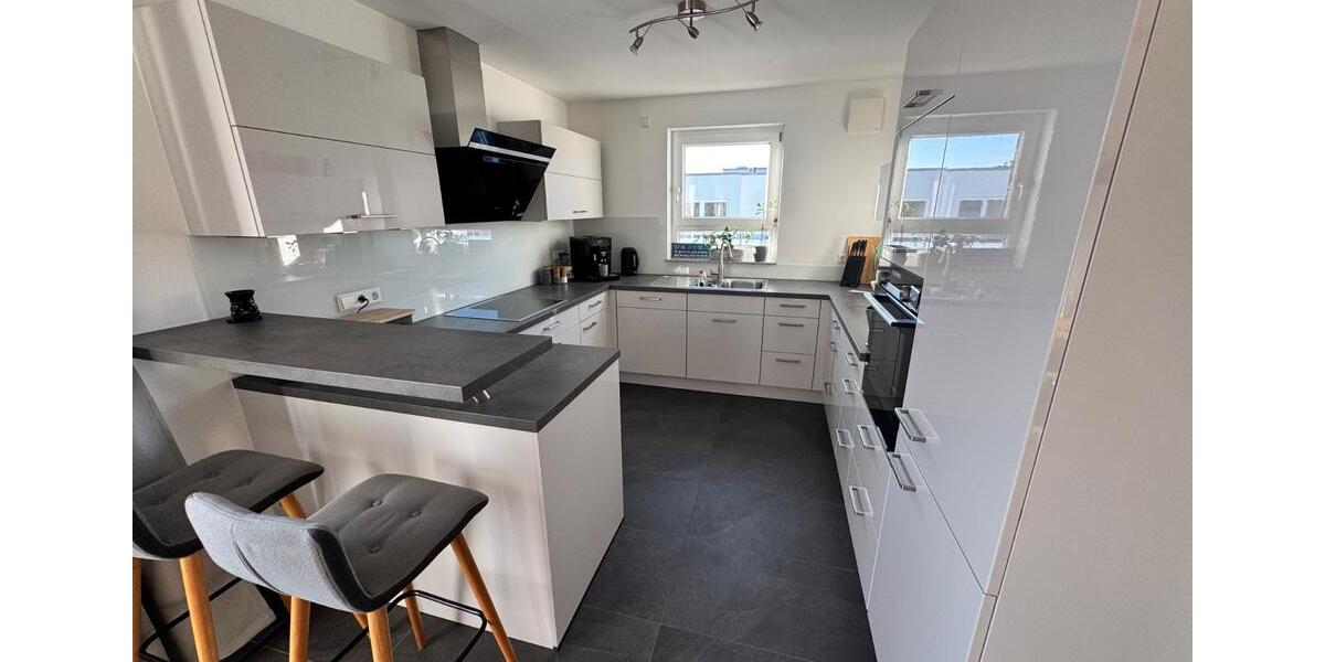 Exklusives Penthouse mit 3,5 Zimmer und Dachterasse in Besigheim 3.5 zimmer