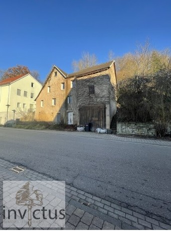 Freistehendes Einfamilienhaus mit Scheune und großem Potenzial in Neudenau-Herbolzheim 7 zimmer