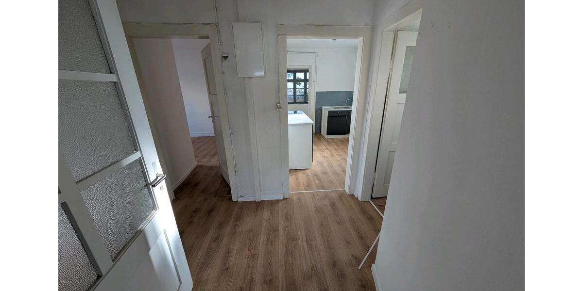 Erdgeschoßwohnung Tamm - 2.5 Zimmer, 60 m&sup2;, 800&euro; | Angebot:25231303